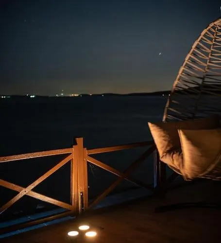 Semesterbostad Urla Sunrise House Ildiri