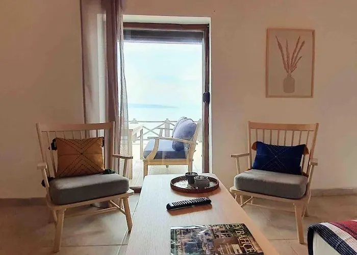 Semesterbostad Urla Sunrise House